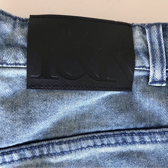 Young & Reckless // Men’s Acid Wash Patchwork Jeans - Picture 4 of 4